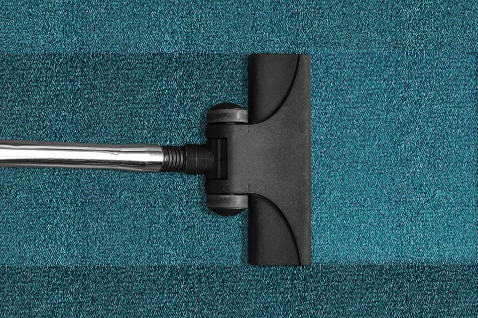 6 Best Vacuums Under 200 In 2020